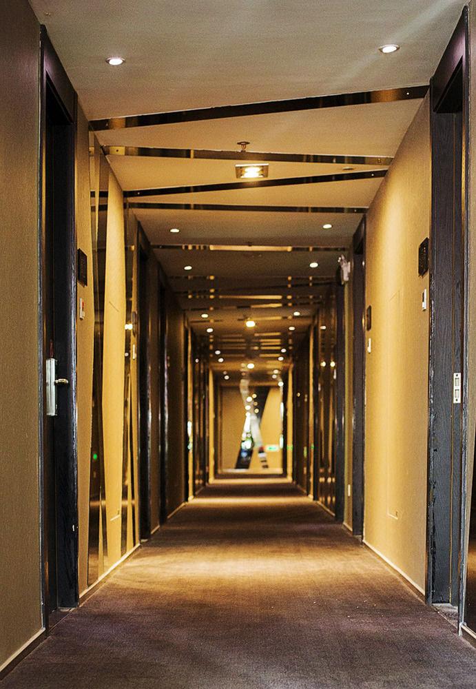 Fx Hotel Xujiahui - Shanghai Stadium Branch Екстериор снимка
