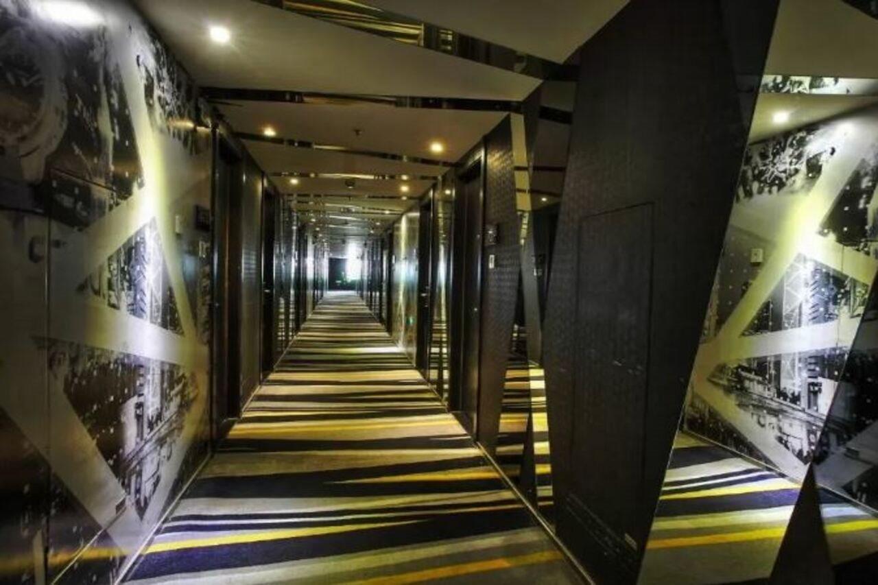 Fx Hotel Xujiahui - Shanghai Stadium Branch Екстериор снимка