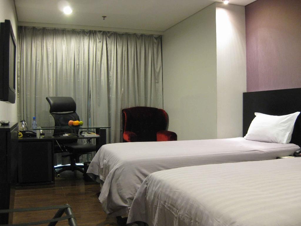 Fx Hotel Xujiahui - Shanghai Stadium Branch Екстериор снимка