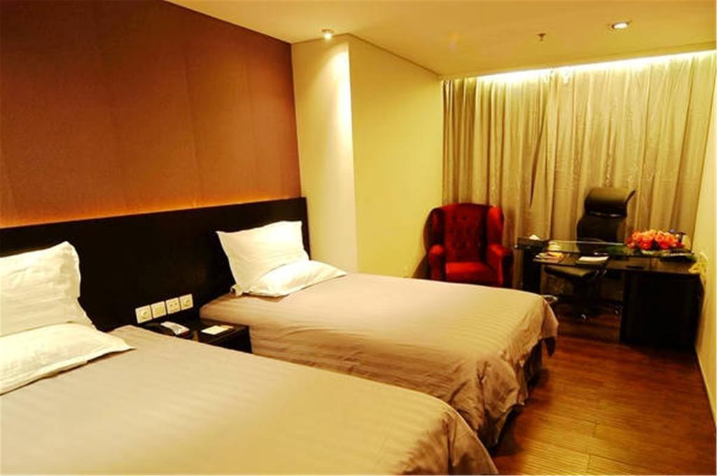 Fx Hotel Xujiahui - Shanghai Stadium Branch Екстериор снимка