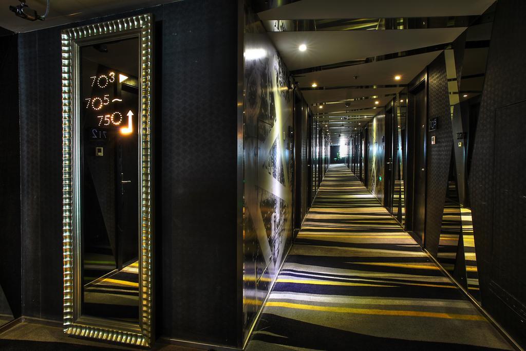 Fx Hotel Xujiahui - Shanghai Stadium Branch Екстериор снимка