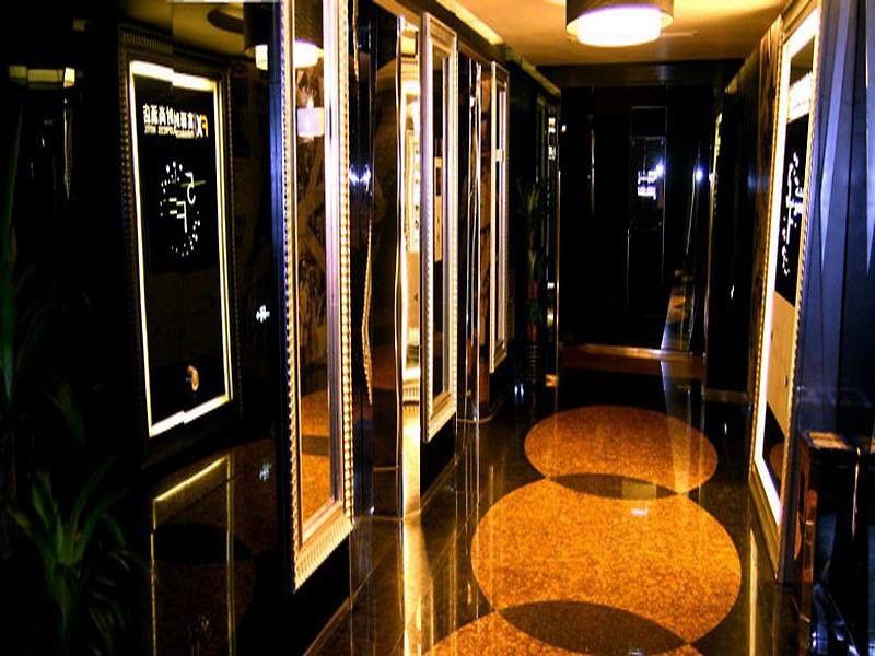Fx Hotel Xujiahui - Shanghai Stadium Branch Екстериор снимка