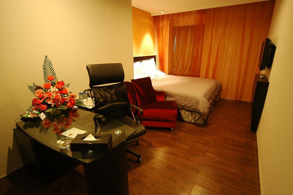 Fx Hotel Xujiahui - Shanghai Stadium Branch Екстериор снимка